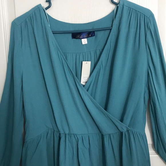 NWT Francesca’s blue long sleeve top - Picture 3 of 8